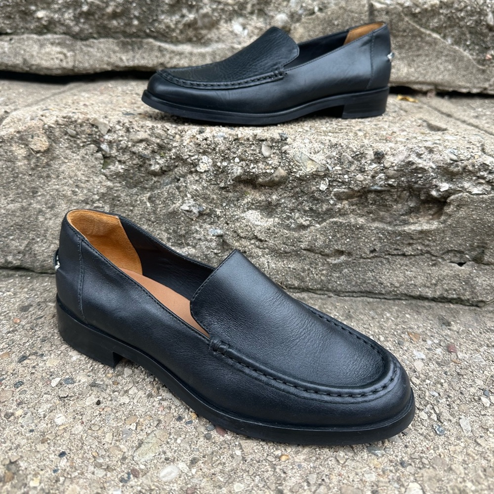 Everlane Black Leather Loafers | Size 7 | Minimalist Slip-On Flats